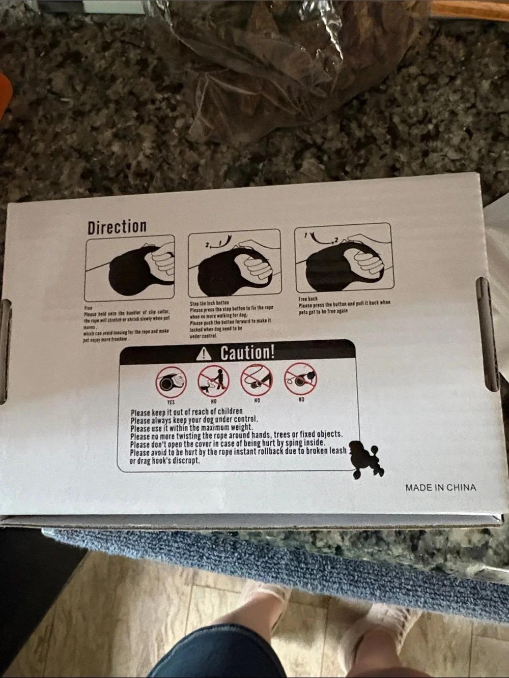 Retractable Dog Leash - Black and Yellow Packaging